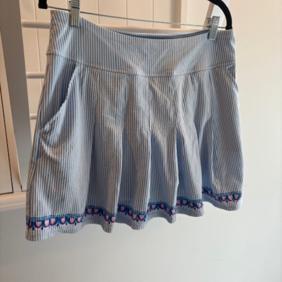 Lilly Pulitzer seersucker pattern golf or tennis athleisure skirt- size 10 - Picture 1 of 3